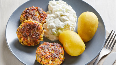 Gemüsefrikadellen mit Tzatziki